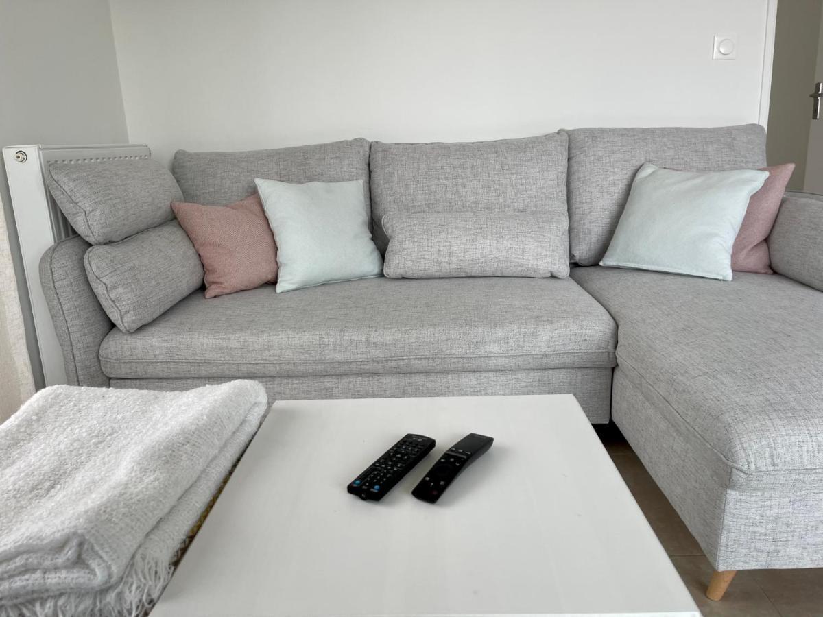 Bella Cruz 66 M2 Prestations Premium, Wifi, Balcon, Parking Avec Borne De Recharge Electrique, Plage Prieure, Commerces Дінар Екстер'єр фото